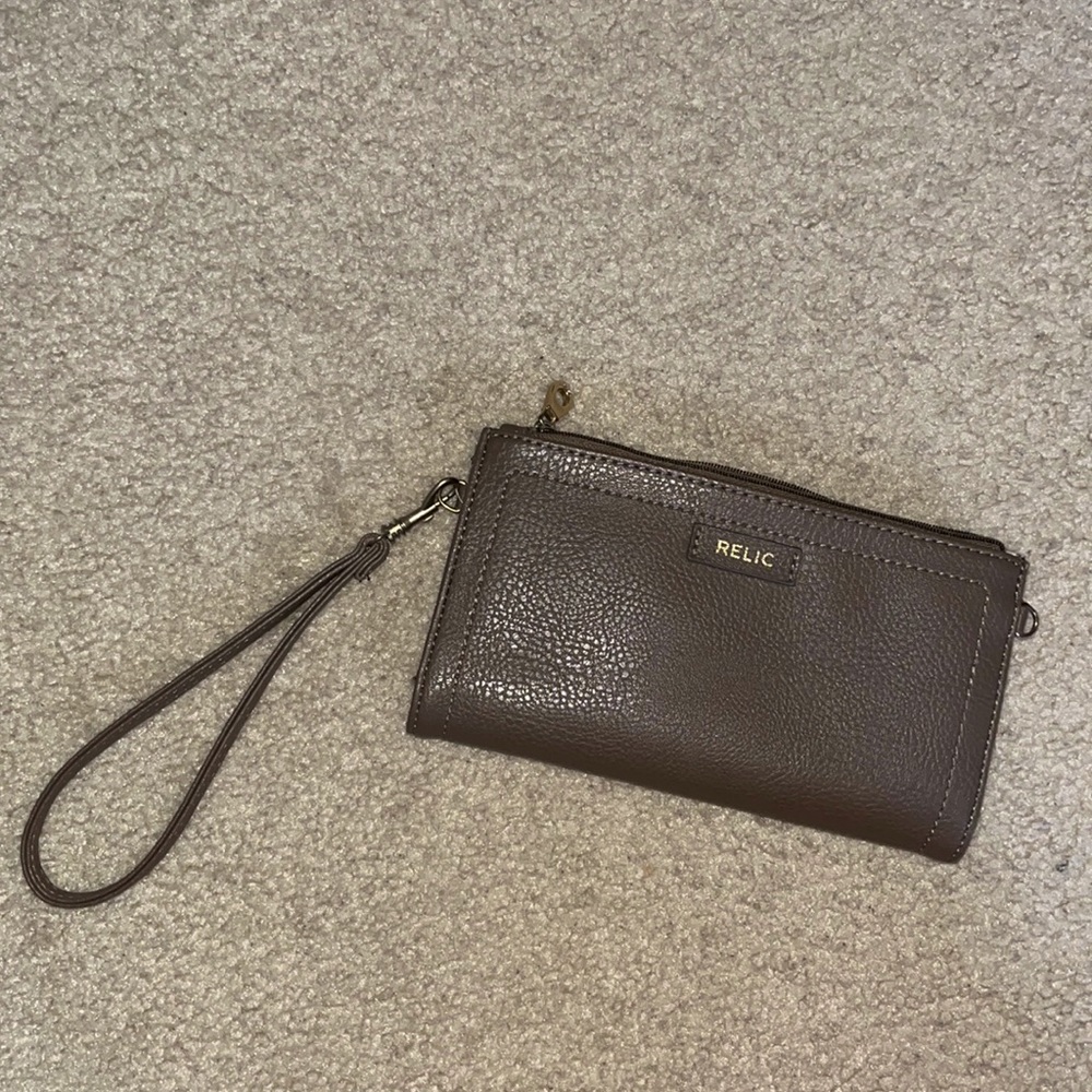Relic Wristlet/Wallet - Brown